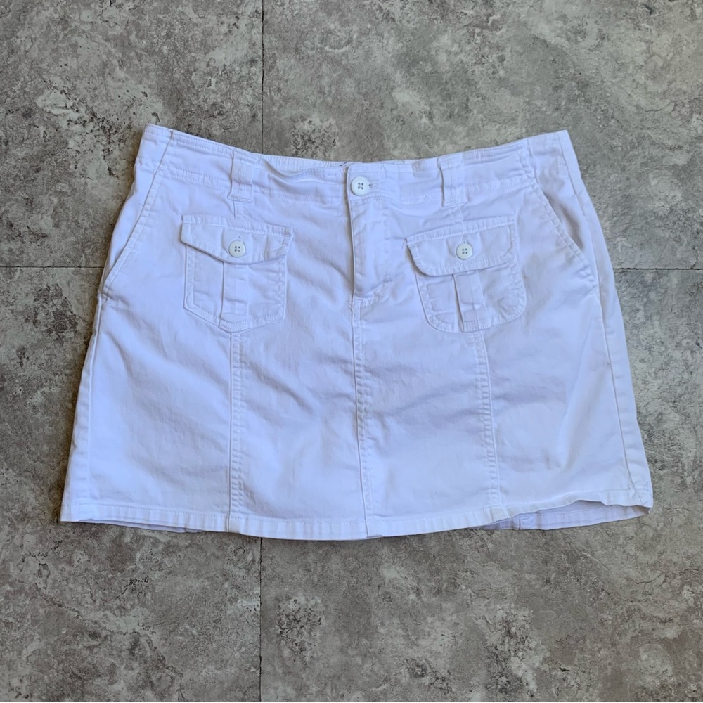 White Cotton Skort with Front Button Pockets Size 6